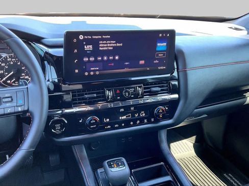 Used 2026 Nissan Pathfinder Rock Creek AWD/4WD image 7