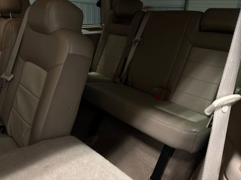 Used 2005 Ford Expedition Eddie Bauer image 21