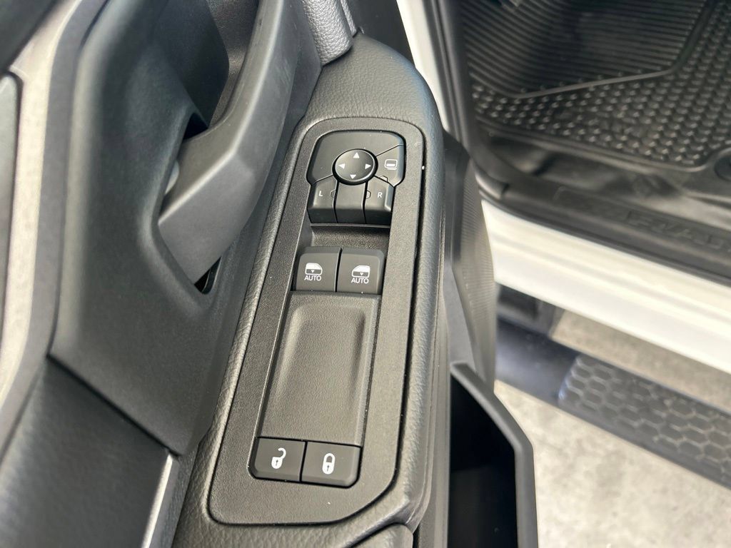 Used 2025 RAM 3500 Tradesman AWD/4WD image 33