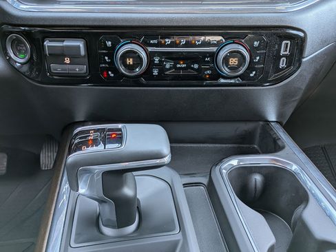 Used 2025 Chevrolet Silverado 1500 High Country w/ High Country Premium Package AWD/4WD image 24