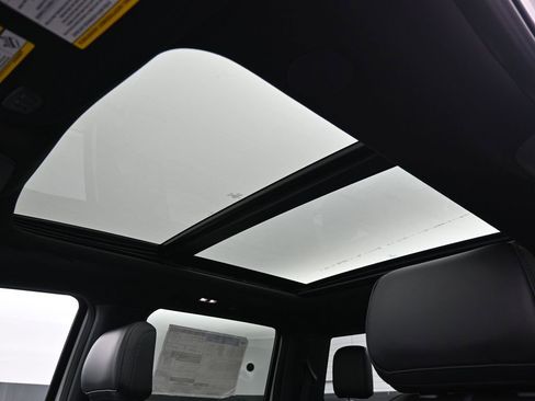 New 2025 Ford F150 Platinum w/ Equipment Group 702A High image 20