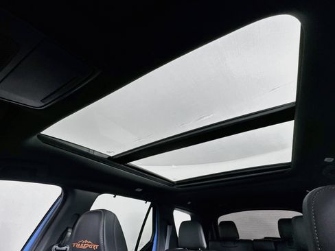 Certified 2025 Honda Pilot TrailSport image 21