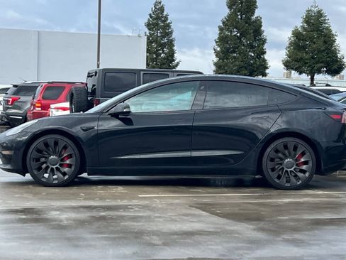 Used 2023 Tesla Model 3 Performance image 6