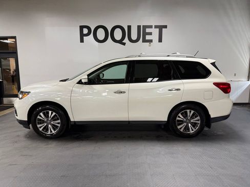 Used 2017 Nissan Pathfinder SL w/ SL Premium Package AWD/4WD image 1