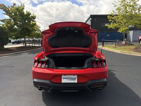 Used 2025 Ford Mustang Convertible RWD image 58