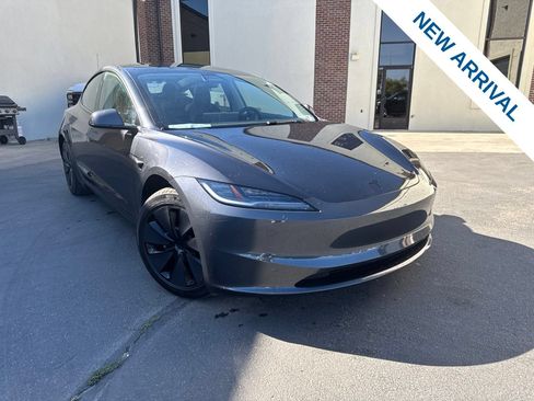 Used 2025 Tesla Model 3 Long Range RWD image 1