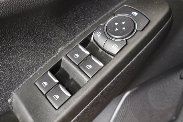 Used 2022 Ford Escape SE w/ SE Sport Appearance Package FWD image 19