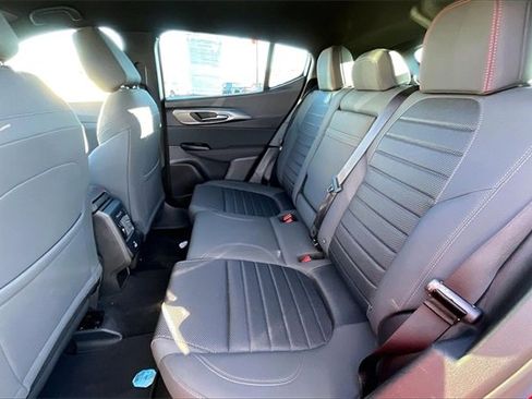 Certified 2024 Dodge Hornet R/T image 28