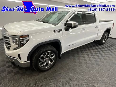 Used 2022 GMC Sierra 1500 SLT w/ SLT Convenience Package AWD/4WD image 1