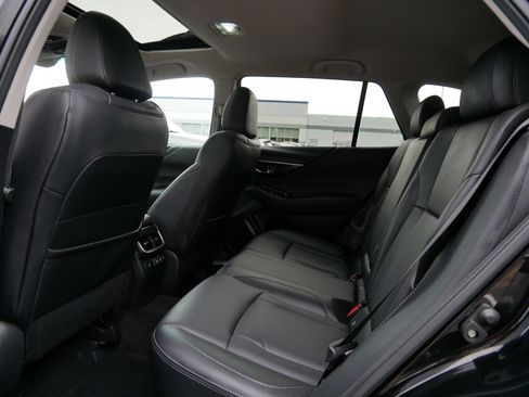 Used 2021 Subaru Outback Limited AWD/4WD image 33