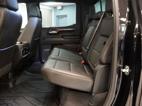 Certified 2024 Chevrolet Silverado 1500 High Country w/ High Country Premium Package AWD/4WD image 28