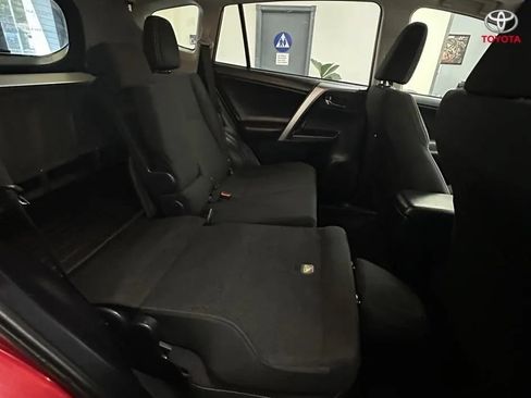 Used 2017 Toyota RAV4 XLE w/ Carpet Mat Package FWD image 23