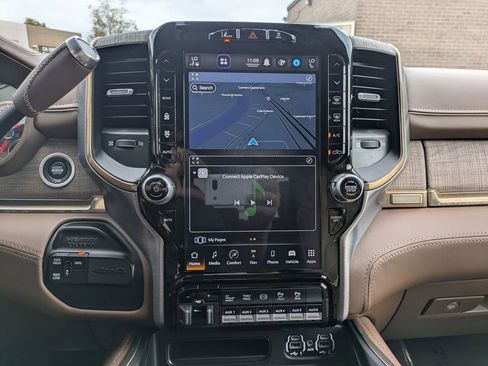 Certified 2022 RAM 3500 Limited image 17