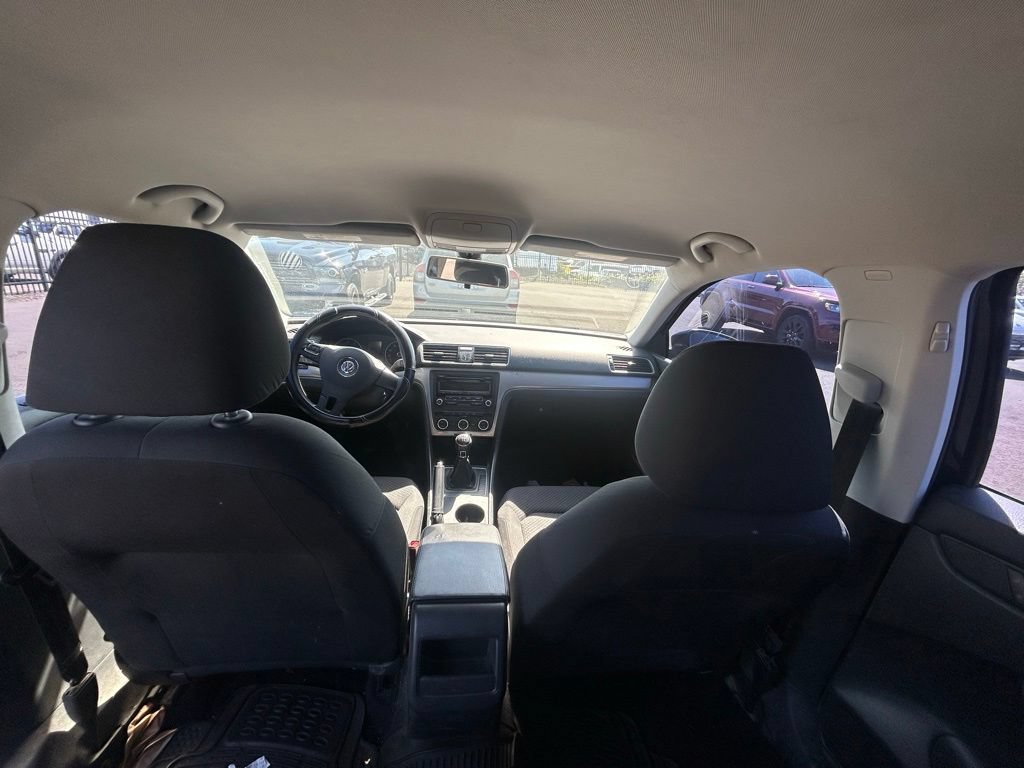 Used 2012 Volkswagen Passat 2.5 S FWD image 12