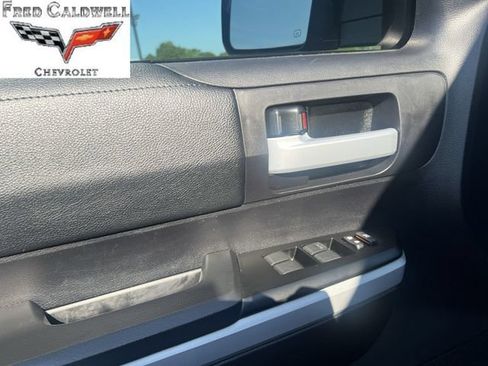 Used 2020 Toyota Tundra SR5 w/ SR5 Upgrade Package RWD image 27