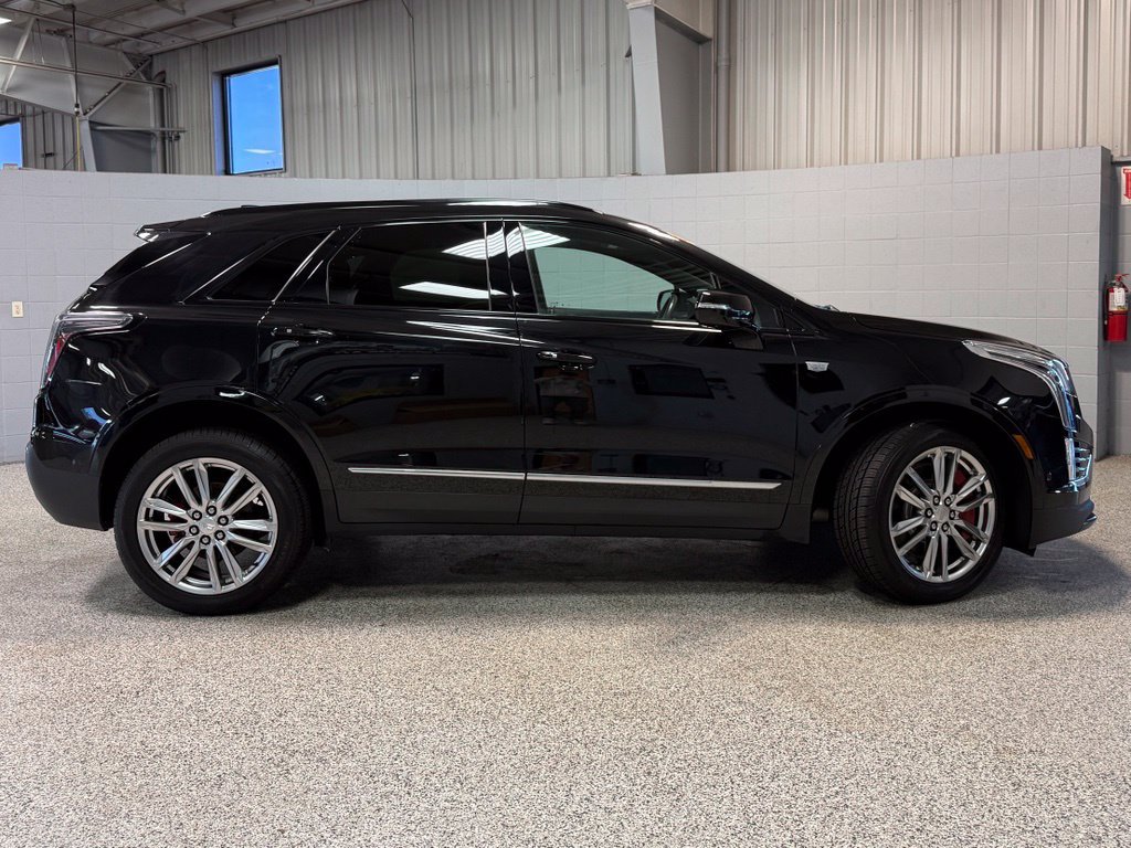 Used 2022 Cadillac XT5 Sportv w/ Technology Package AWD/4WD image 7