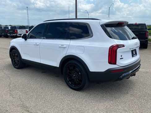 Used 2022 Kia Telluride SX w/ SX Prestige Package AWD/4WD image 4