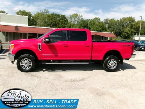 Used 2017 Ford F250 Lariat w/ FX4 Off-Road Package AWD/4WD image 2
