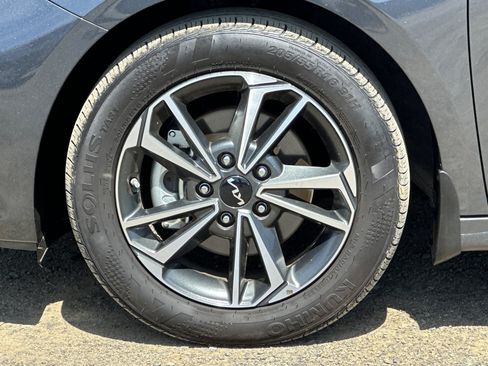 Used 2024 Kia Forte LXS FWD image 23