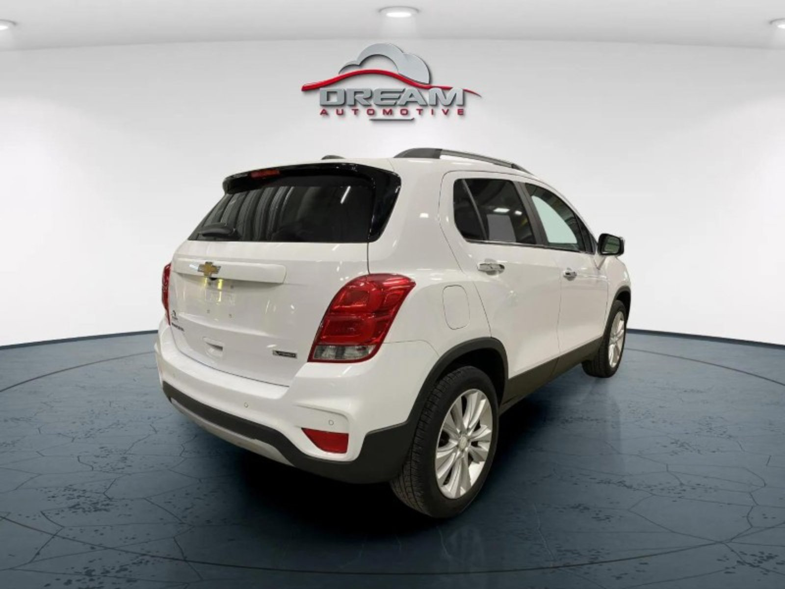 Used 2017 Chevrolet Trax Premier AWD/4WD image 18
