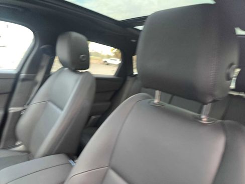 Used 2025 Land Rover Range Rover Velar Dynamic SE image 25