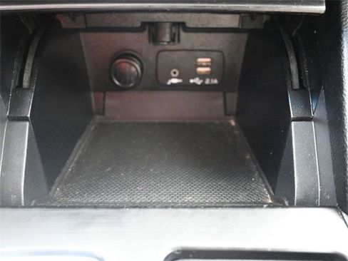 Used 2019 Subaru Outback 2.5i Limited w/ Popular Package #2 image 13