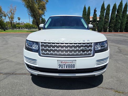 Used 2017 Land Rover Range Rover Supercharged AWD/4WD image 2