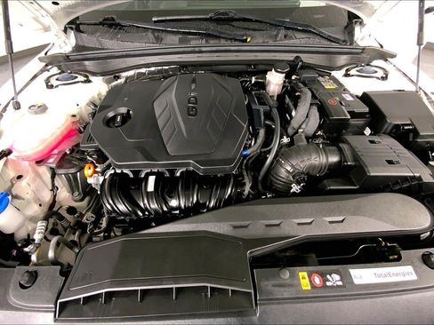 Used 2025 Kia K5 LXS FWD image 10