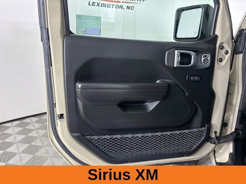 Used 2020 Jeep Gladiator Sport w/ Quick Order Package 24S image 9