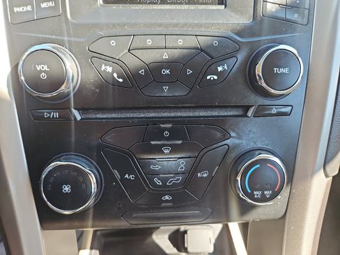 Used 2014 Ford Fusion SE image 29