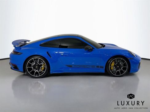 Used 2022 Porsche 911 Turbo S image 5