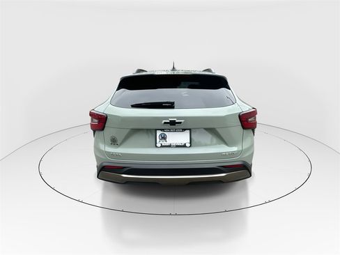 New 2026 Chevrolet Trax ACTIV image 7