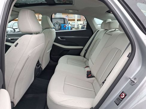 Used 2023 Hyundai Sonata SEL w/ Convenience Package image 11