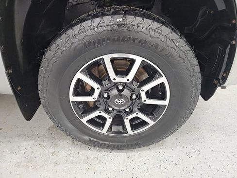 Used 2018 Toyota Tundra SR5 w/ TRD Off Road Package image 8