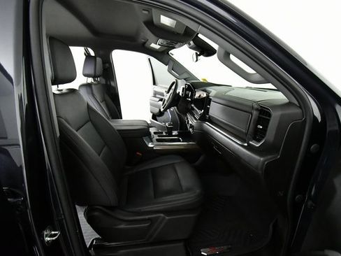 Used 2024 Chevrolet Silverado 1500 RST image 23