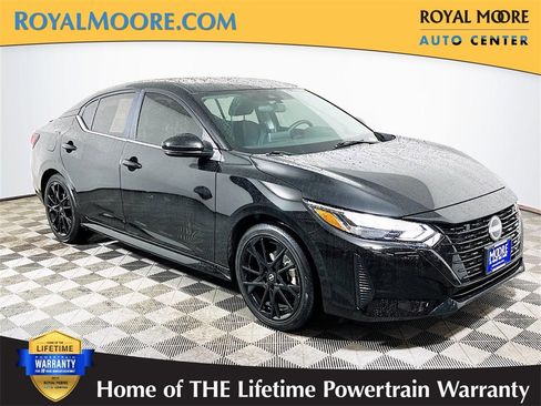 Used 2025 Nissan Sentra SR w/ Midnight Edition image 1