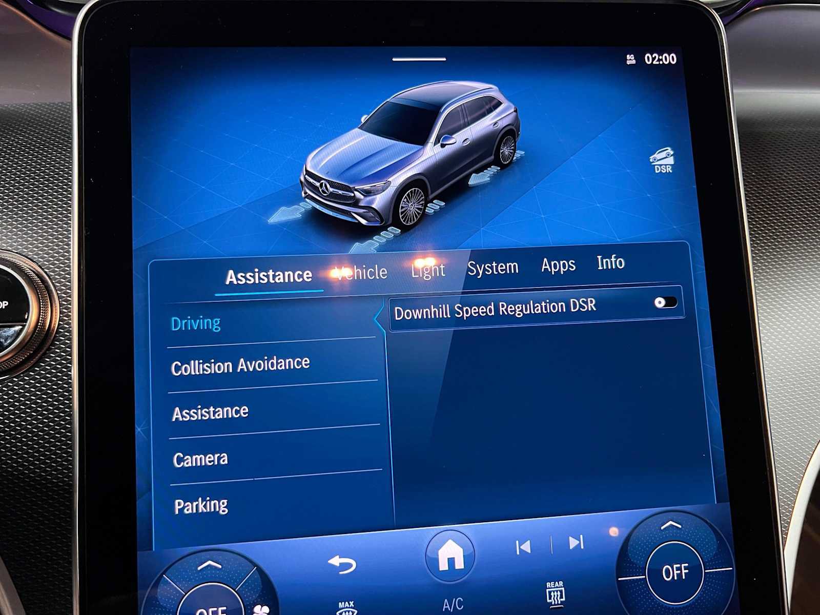 Used 2026 Mercedes-Benz GLC 300 4MATIC image 38