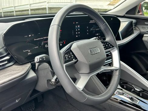 Certified 2025 Audi Q5 Prestige AWD/4WD image 18