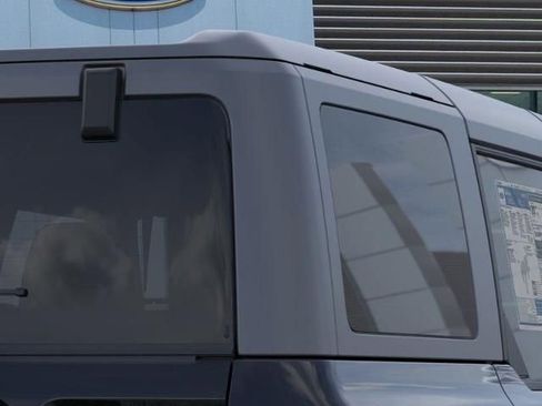 New 2025 Ford Bronco 4-Door image 25