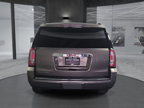 Used 2019 GMC Yukon Denali w/ Denali Ultimate Package AWD/4WD image 6
