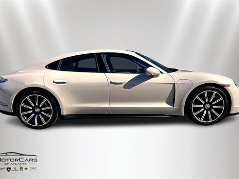 Used 2021 Porsche Taycan 4S image 6