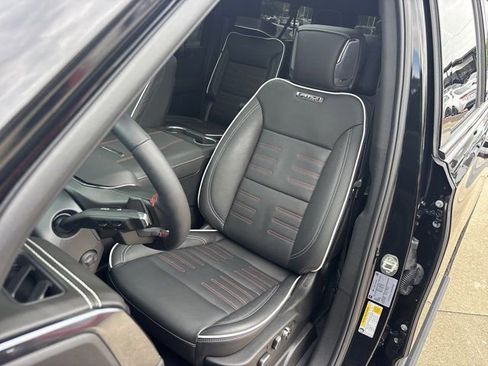 Used 2025 GMC Yukon XL AT4 Ultimate AWD/4WD image 27