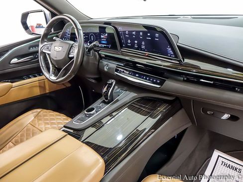 Used 2021 Cadillac Escalade Sport w/ Driver Assist Tech Package AWD/4WD image 39