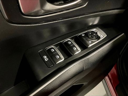 Used 2023 Kia Sorento LX FWD image 35