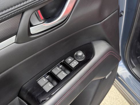 Used 2023 MAZDA CX-5 Carbon Edition image 9