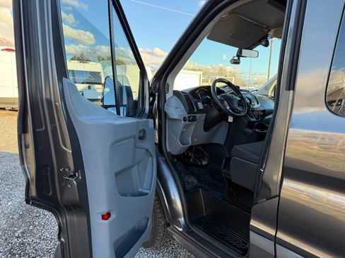 Used 2017 Ford Transit 350 XLT image 16
