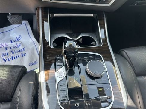 Used 2020 BMW X7 xDrive40i w/ Premium Package image 16