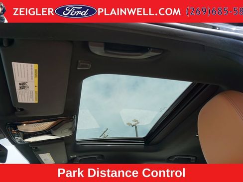 Used 2023 BMW 330e xDrive w/ Driving Assistance Package AWD/4WD image 18