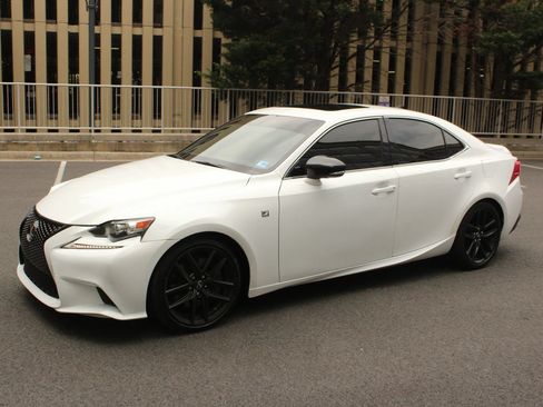 Used 2015 Lexus IS 350 AWD w/ F-Sport Package image 12