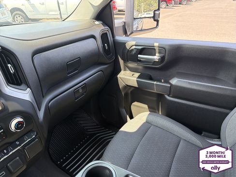 Used 2025 Chevrolet Silverado 2500 Custom w/ Custom Value Package AWD/4WD image 23